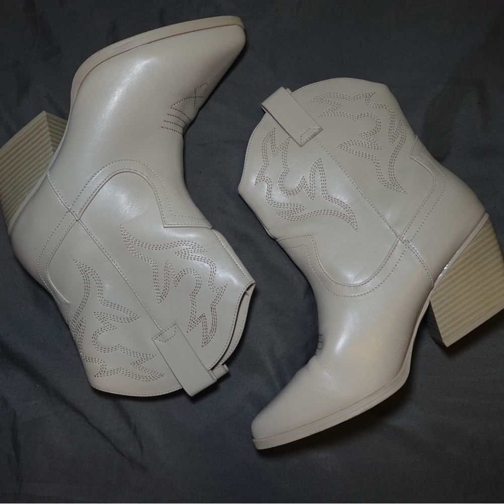 Stylish Cream Western Ankle Boots